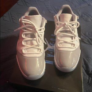 Jordan 11 lows